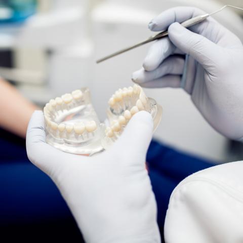 dental crown replacement procedure